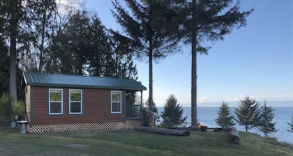 Hillcrest Olympic Beach Cabin on the Strait of Juan De Fuca