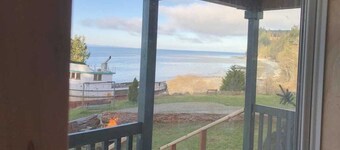 Hill Crest Cabin på Whisky Creek Beach NW