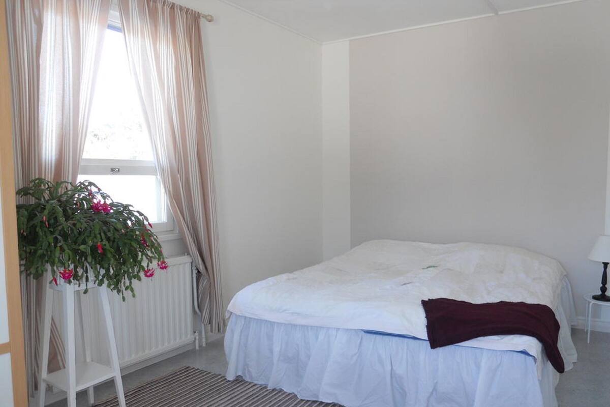 Double or Twin Room, Shared Bathroom