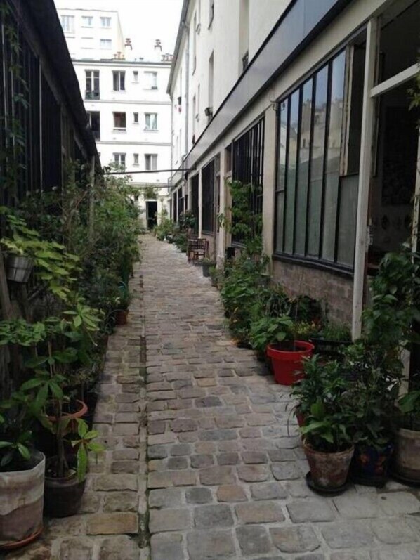 Property grounds - Atelier d'artiste / artist loft / 35m2 (Paris)