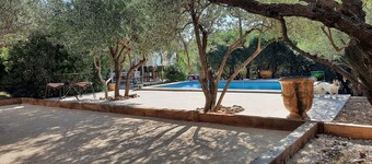 PROMOTION Beautiful air-conditioned villa Swimming pool triangle Arles Nimes Avignon
