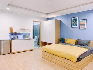 Studio | Minibar, desk, iron/ironing board (on request), rollaway beds - Connect Condotel (Da Nang)
