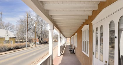 3 bedroom, 3 bathroom Townhome - Center of Historic Santa Fe, Car Unnecessary