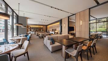 Päivittäinen buffetaamiainen (660 TWD per henkilö)