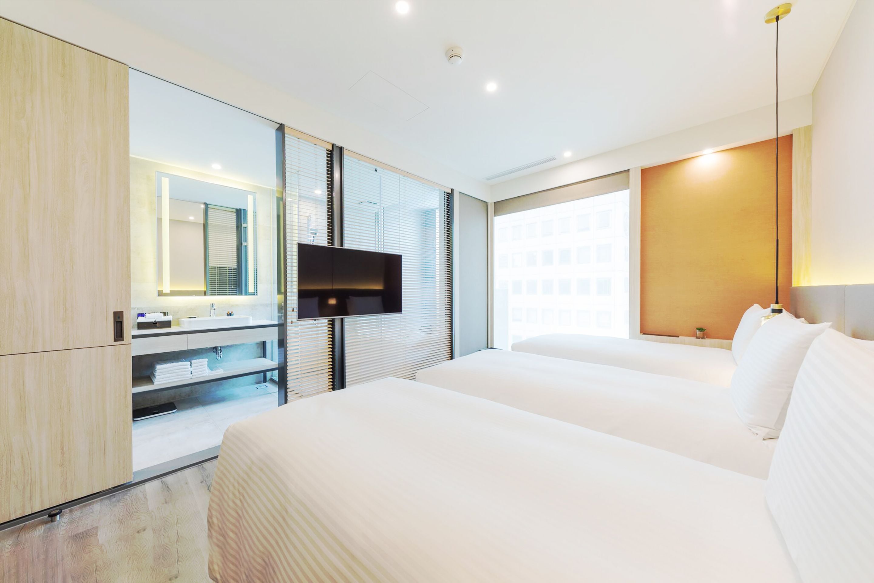 deluxe room city vie - triple	(2f-6f) | 1 bedroom, down duvets, free minibar, in-room safe