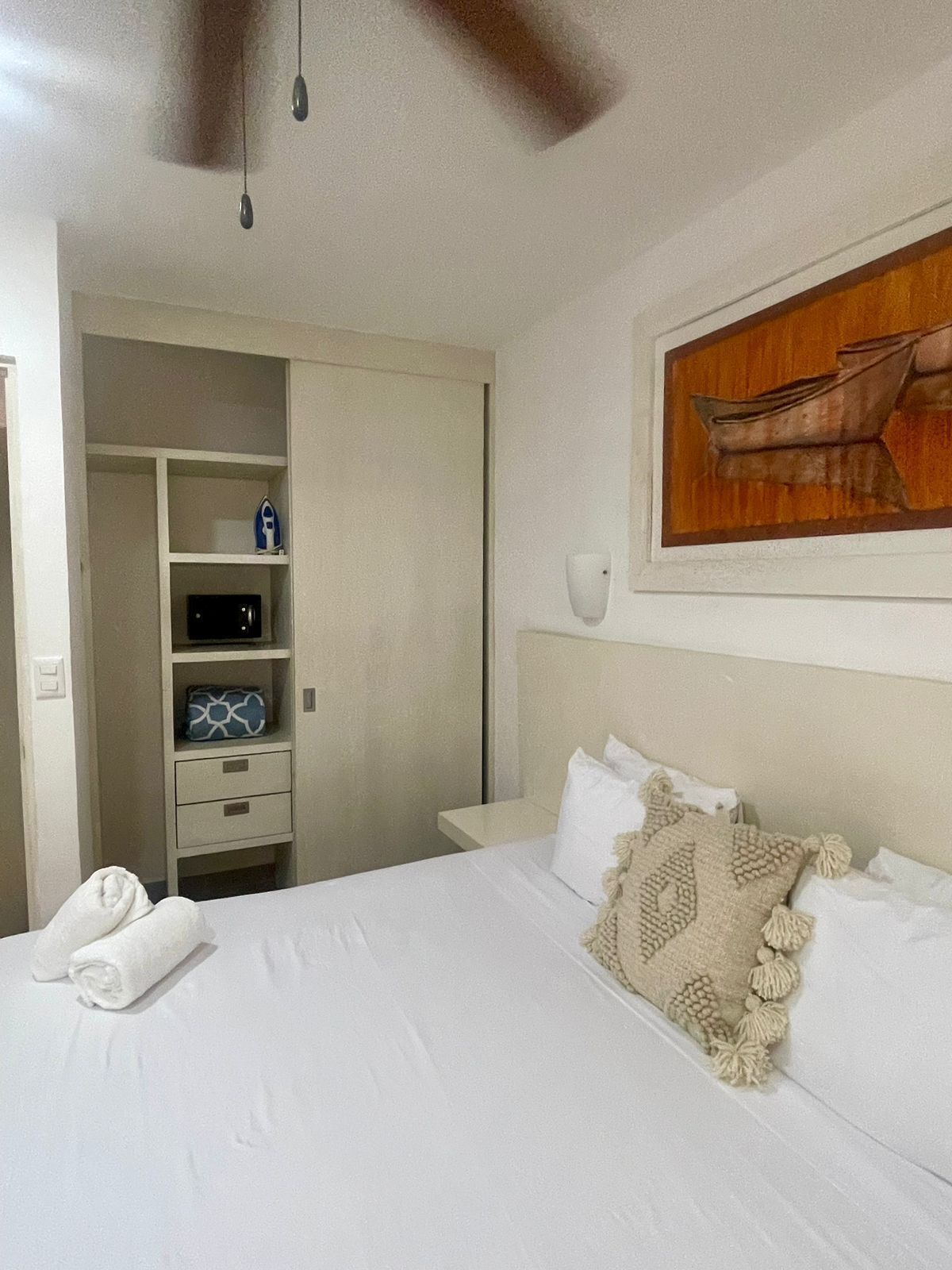 1 dormitorio, wifi gratis, ropa de cama y accesible en silla de ruedas