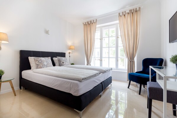 Panoramic Double Room, 1 Queen Bed, City View (5) | Extra beds