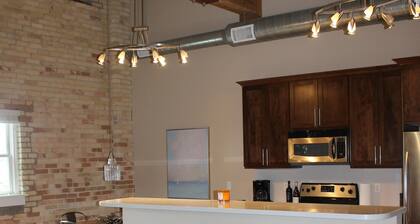 2 BD/2BA Modern Condo in the Historic Downtown Armory