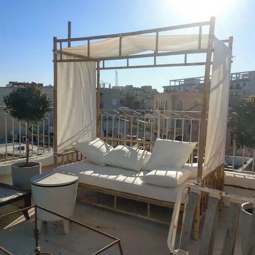 Riesige historische Villa am Strand