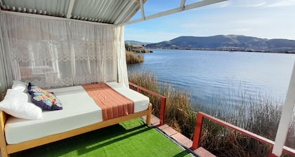 Uros Amaru Marka Lodge - Lake Titikaka