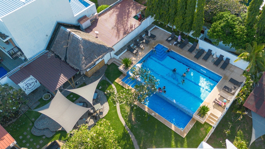 Liquid Dive Resort