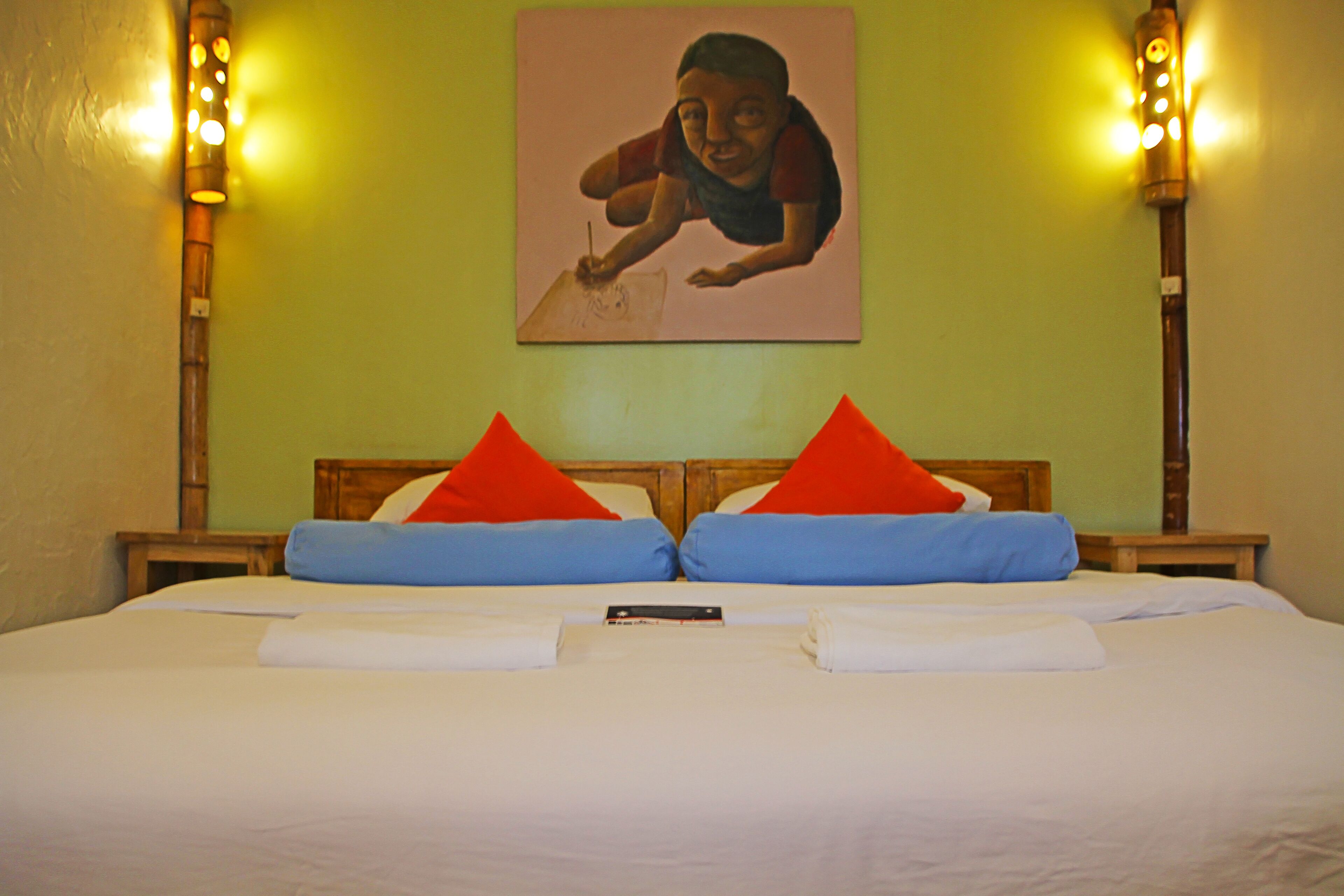 standard cottage | in-room safe, rollaway beds, free wifi, bed sheets