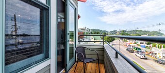 The Best Views of Grand Haven Channel & Lake Michigan from Brezza Di Lago 11