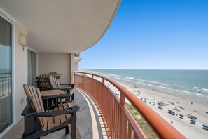 Property grounds - Southshore Villas #1007, 4 BR Ocean Front Condo w large balcony, Indoor/Outdoor Pool, Lazy River, Kiddie Pool and Hot Tub (North Myrtle Beach)