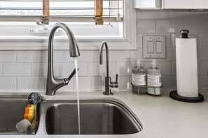 Interior - Fish From Your Own Private Dock, Tranquil Bay Views and Perfect Sunsets (Freeport)