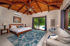 4 bedrooms, in-room safe, iron/ironing board, free WiFi - Spacious Villa + Private Pool in Hacienda Pinilla - Fabulous for families! (Tamarindo)