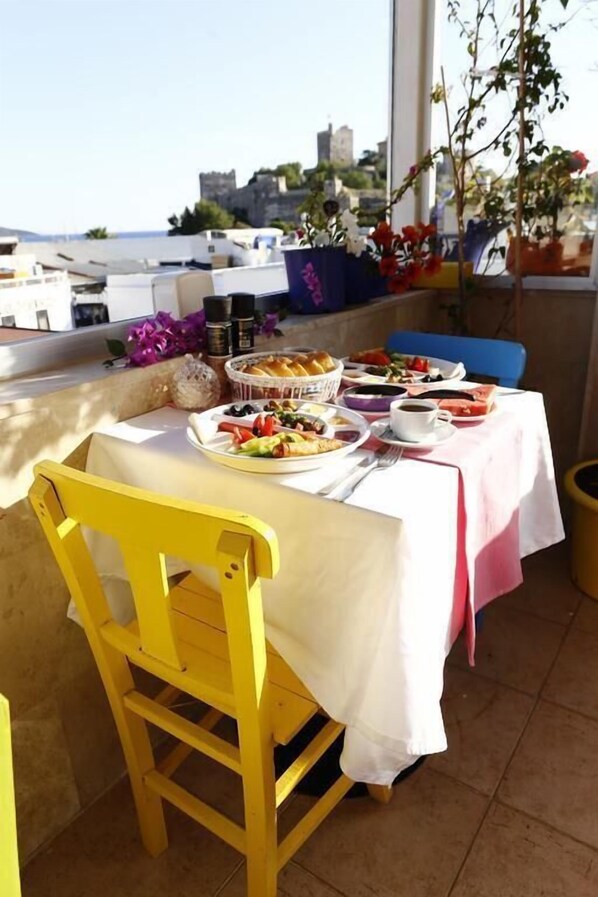 Terrace/patio - Can Hotel (Bodrum)
