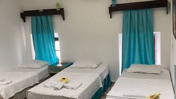 واي فاي مجانًا وملاءات أسرّة