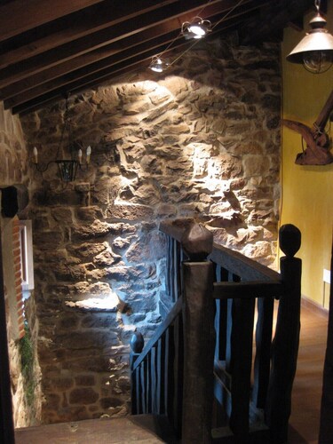 Charming cottage in the valleys pasiegos. Stunning views of the mountains.