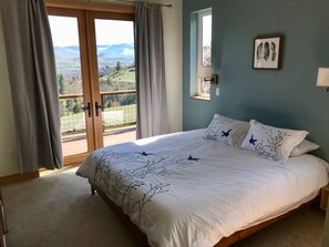 2 sovrum, strykjärn/strykbräda, wi-fi och sängkläder