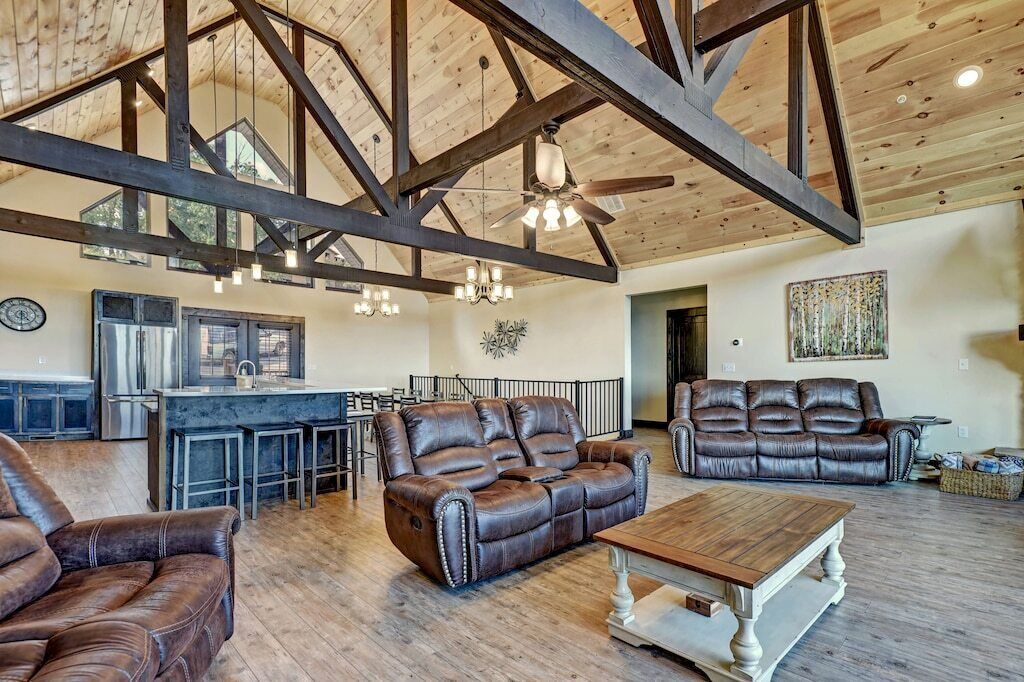 Smart TV, fireplace, DVD player
