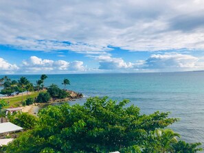 Una playa cerca