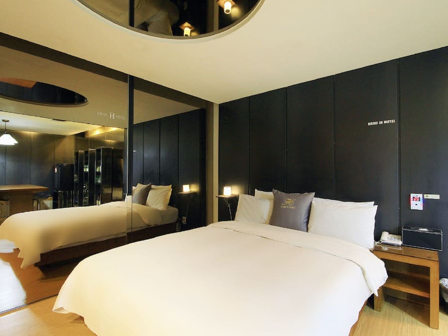 Zimmer (BAR Theme, Styler)