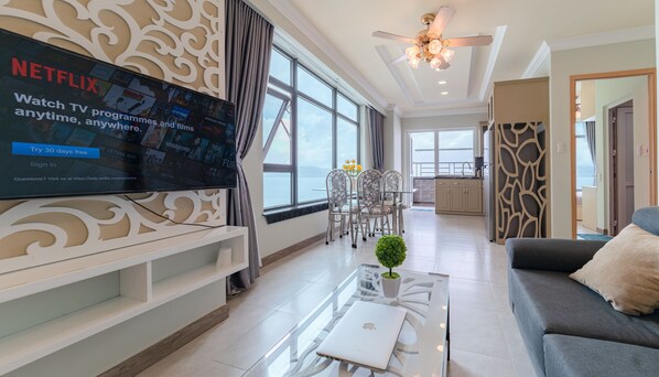 Superior Apartment, 2 Bedrooms, Sea View, Beachfront | In-room dining - Nha Trang Oceannus (Nha Trang)