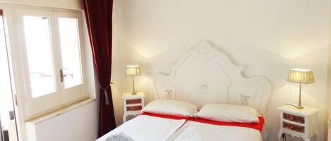 Apartment, 2 Bedrooms | 2 bedrooms, cribs/infant beds, rollaway beds