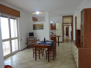 Departamento, 2 habitaciones | Servicio a la habitación