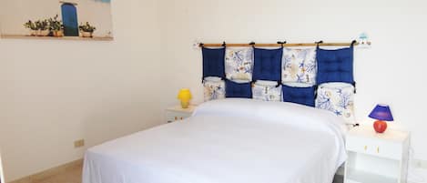 Apartment, 2 Bedrooms | 2 bedrooms, cribs/infant beds, rollaway beds