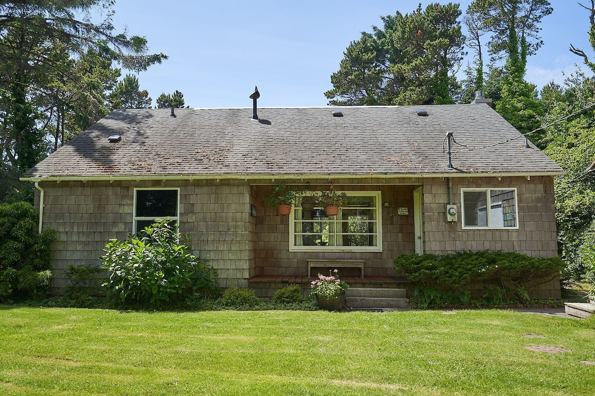 Classic House, Private Bathroom, Partial Sea View (Klipsan Beach House) | Exterior