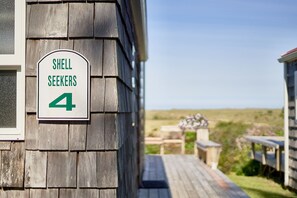 ดีลักซ์คอทเทจ, ห้องน้ำส่วนตัว, วิวทะเล (#4 Shell Seekers) | บริเวณภายนอก