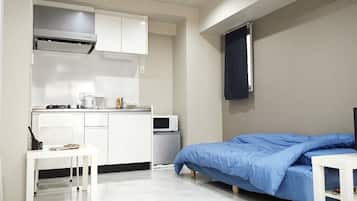 Room (201) | Free WiFi, bed sheets