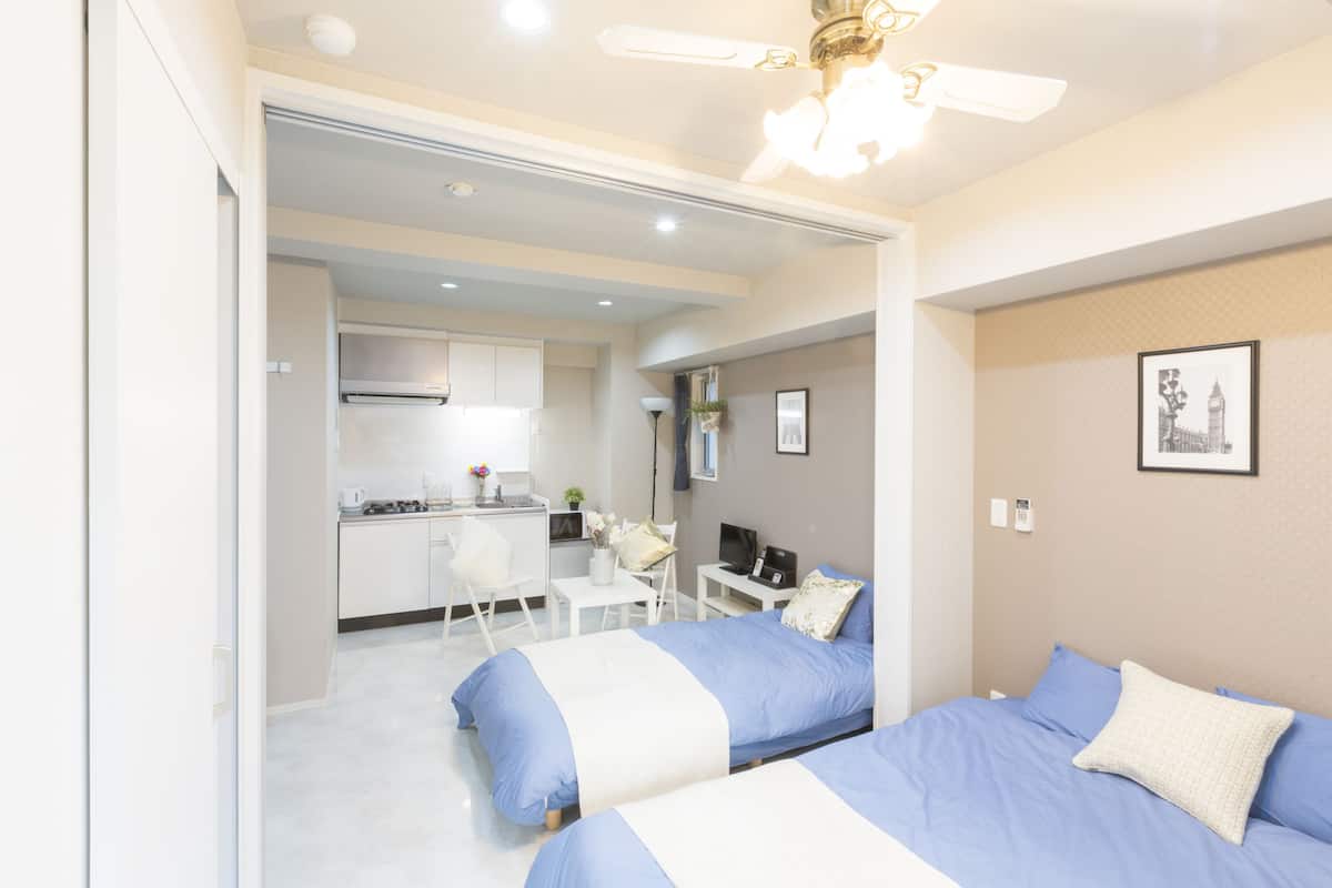 Habitación (201) | Wifi gratis y ropa de cama