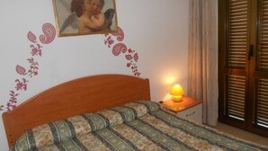 Unclassified image, 4 of 6, button - I Ciliegi (Civitanova Marche)