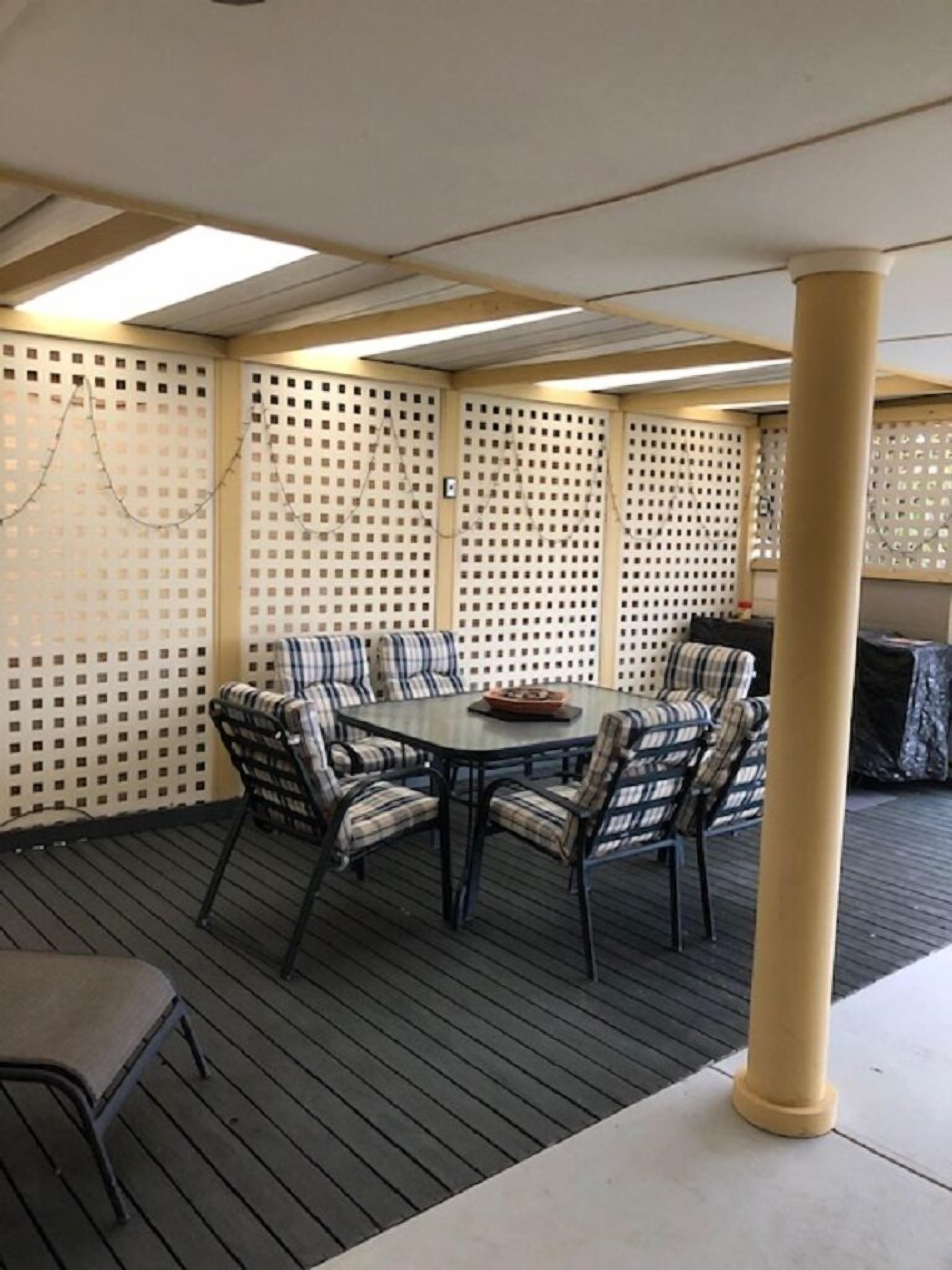 Barbican Close located in the Wallaroo Marina — image 5