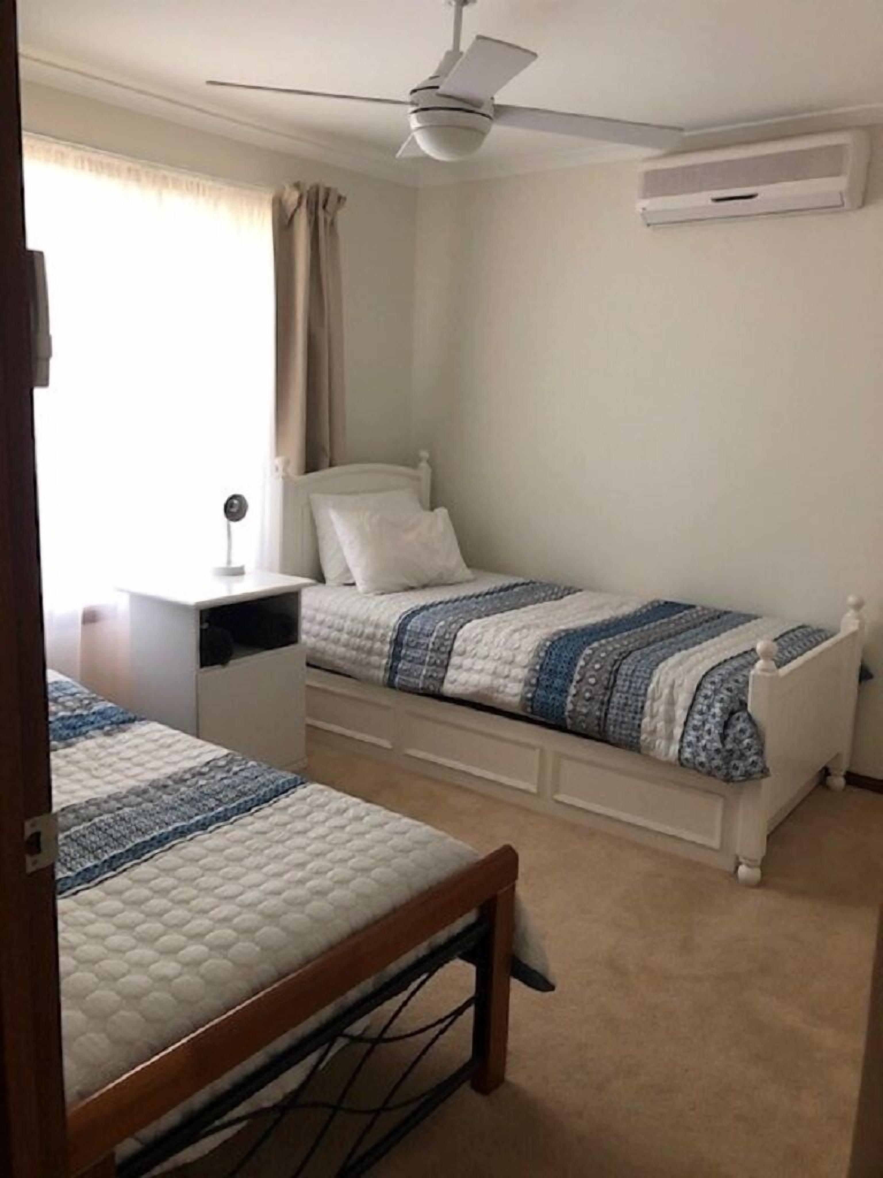 Barbican Close located in the Wallaroo Marina — image 12