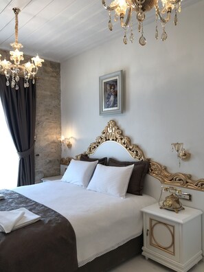 1 bedroom, Egyptian cotton sheets, premium bedding, minibar