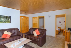 Appartement (2 - additional cleaning fee EUR 50) | Coin séjour