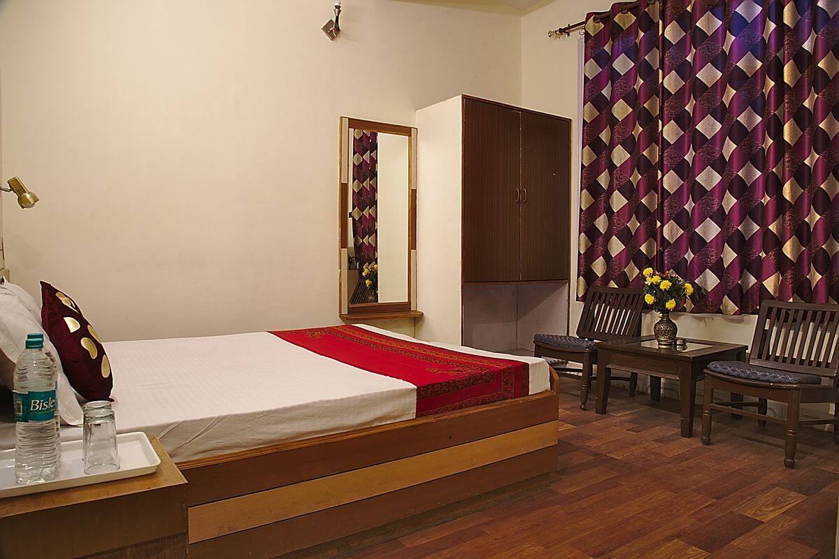Rollaway beds