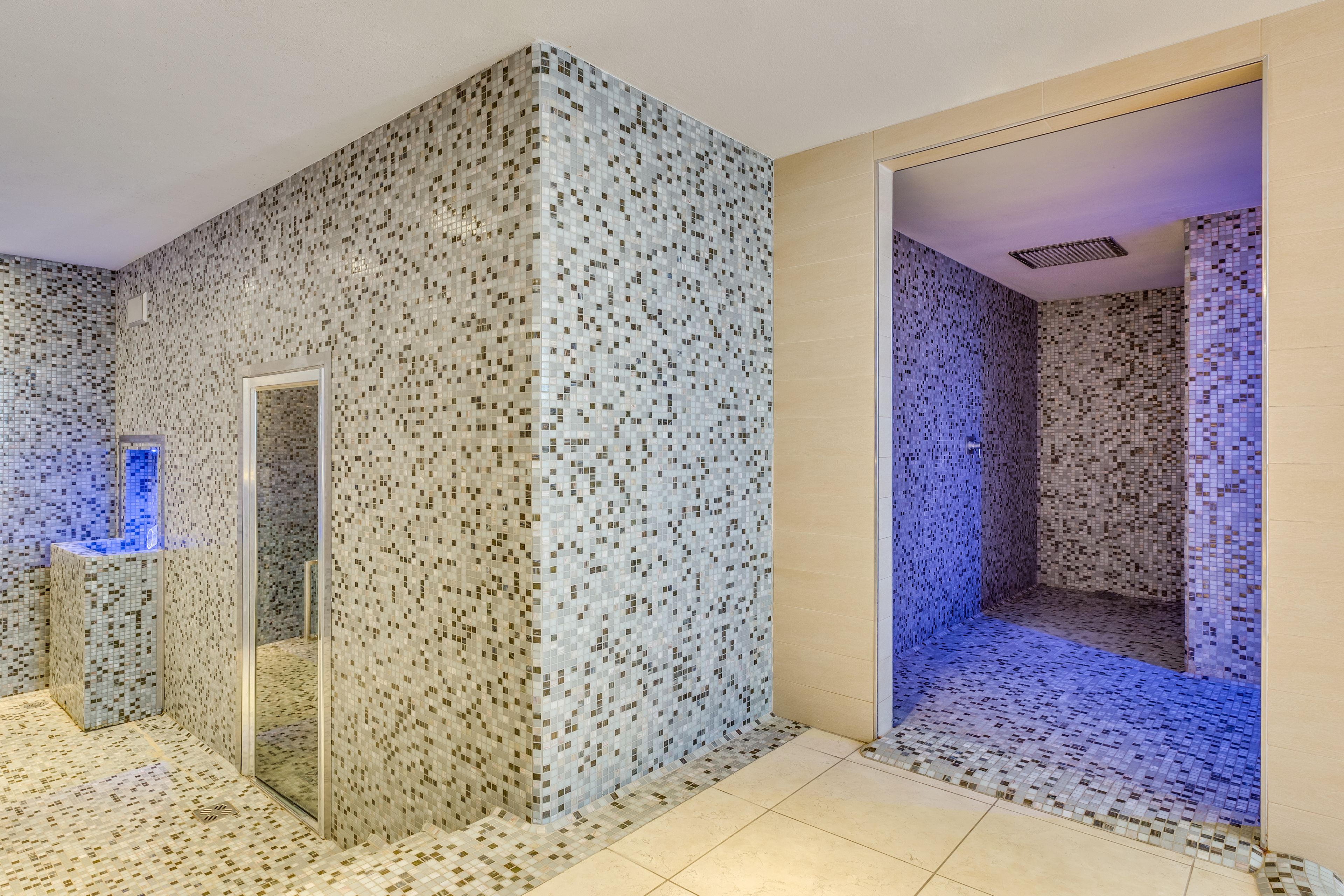 Photo - Hotel Ambassador