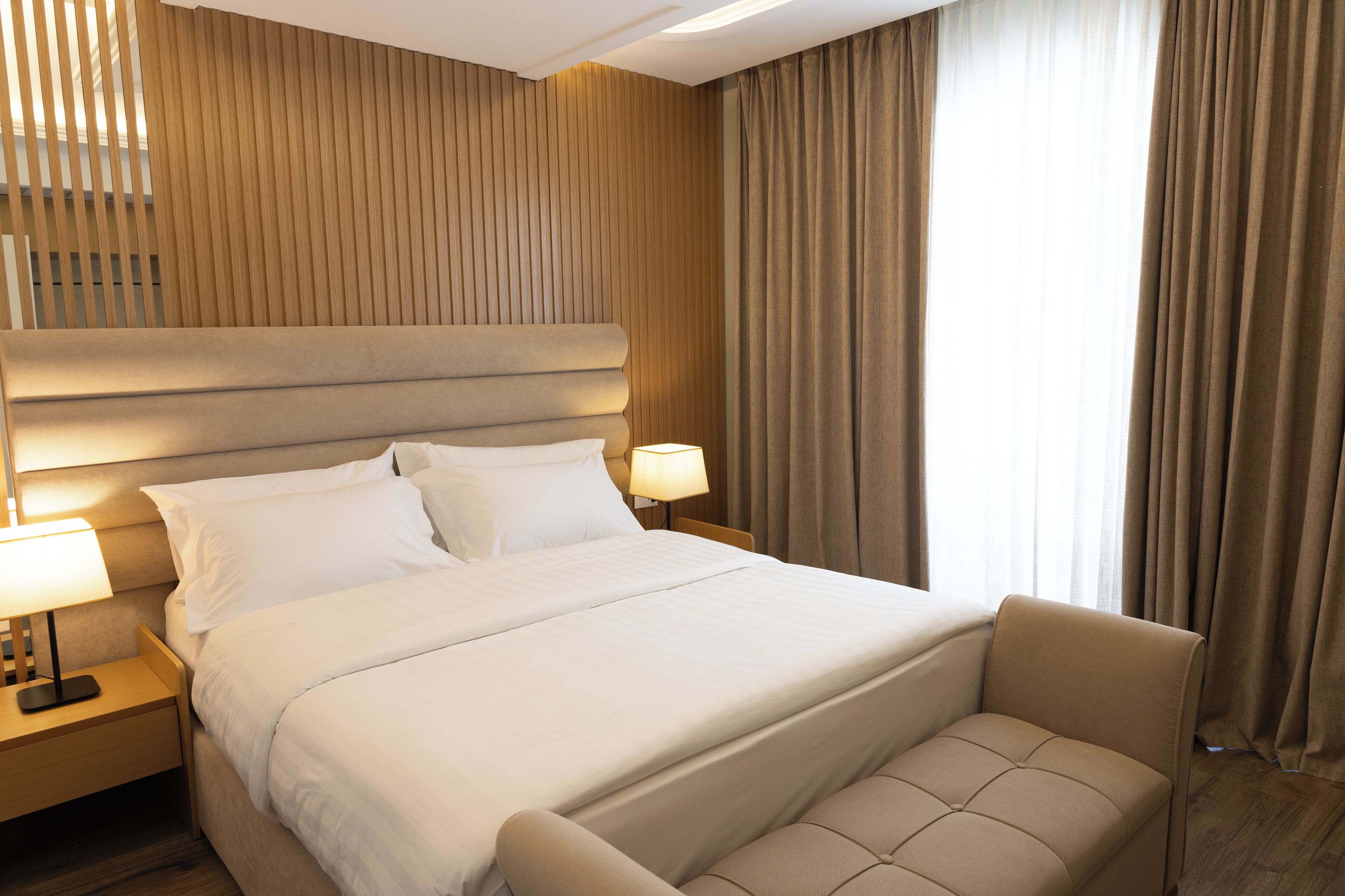 Deluxe Quadruple Room (Family room) | Cadar Frette Itali, peralatan tempat tidur premium, tilam berlapik 