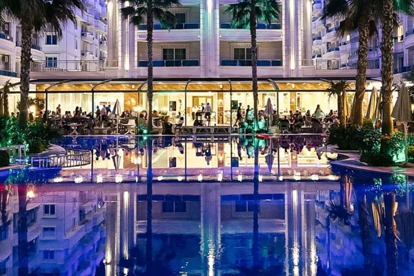 Façade de lâhĂ©bergement