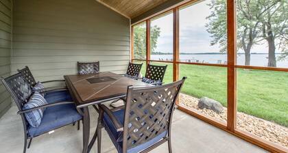 Brand NEW 4 Bedroom Lakefront Villa @ Lake Darling Resort