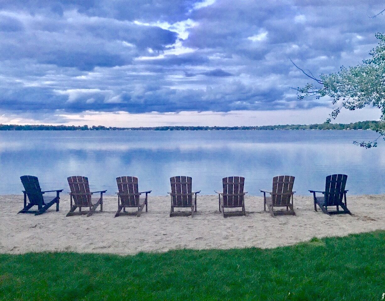 Am Strand, Liegestühle