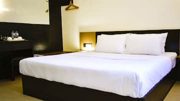 Kamar Superior | 1 kamar tidur, meja kerja, tirai kedap cahaya, dan kedap suara