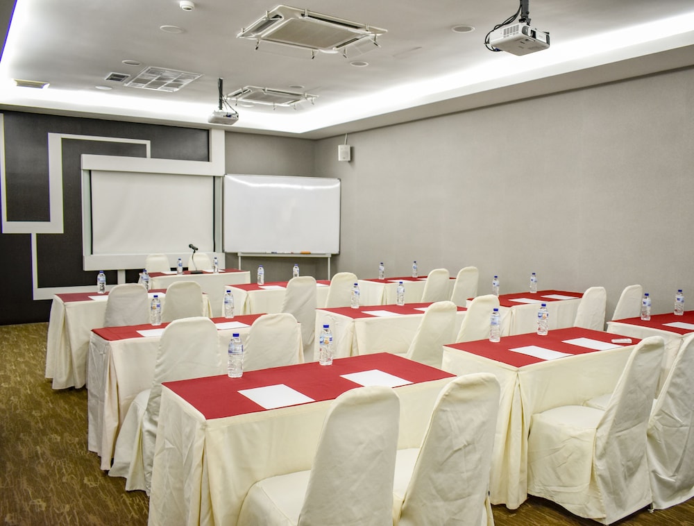 STREETVIEW HOTEL, 菀景酒店 by null