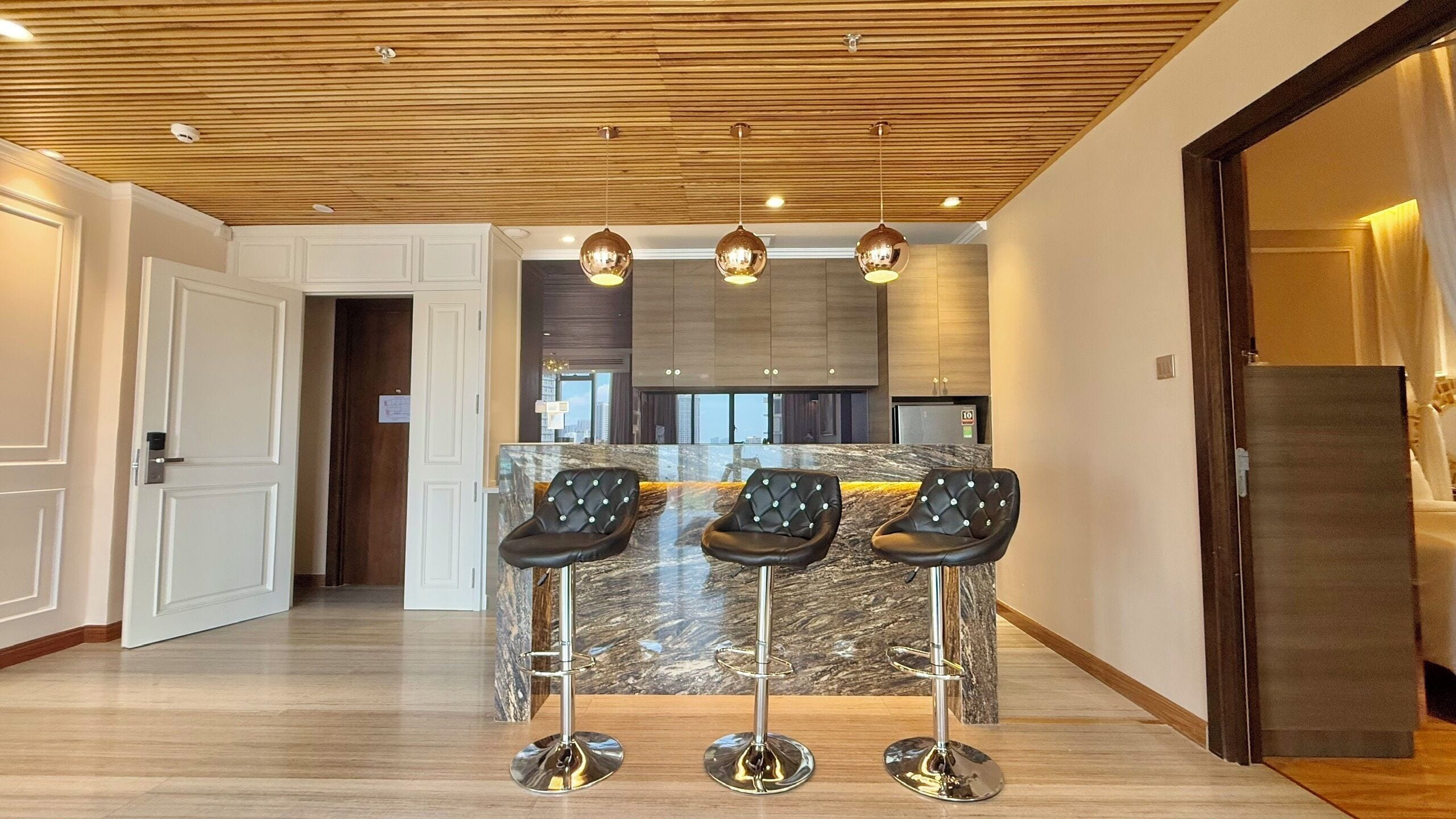 signature suite two-bedroom city view - free minibar & afternoon tea | private kitchen | paper towels