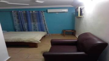 Superior-værelse - 1 queensize-seng | Premium-sengetøj, skrivebord